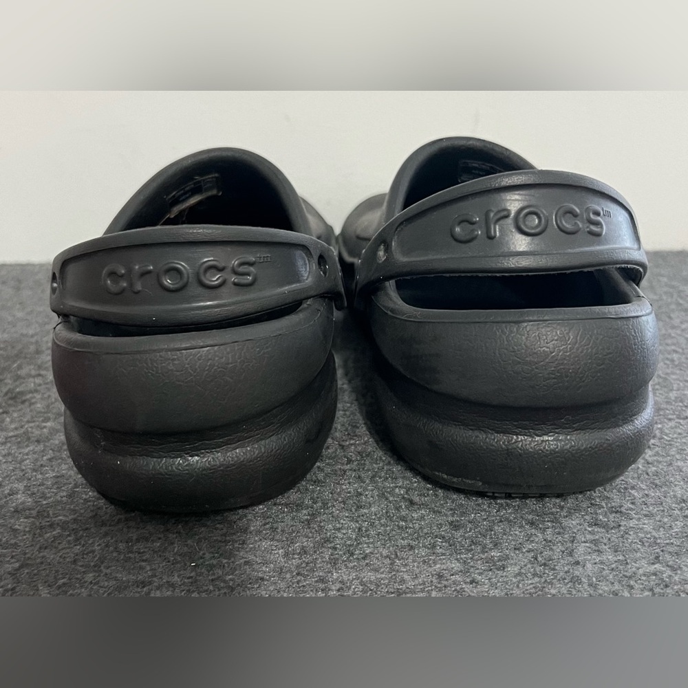 Crocs‎ - Picture 3 of 5